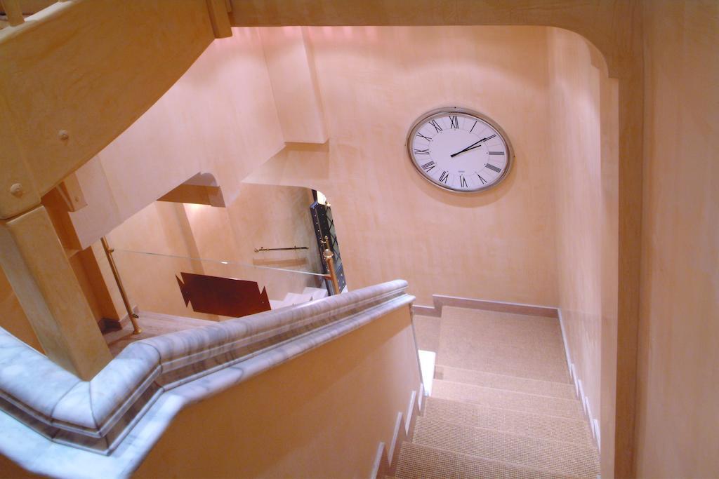 Colosseo Studio Suite Рим Экстерьер фото