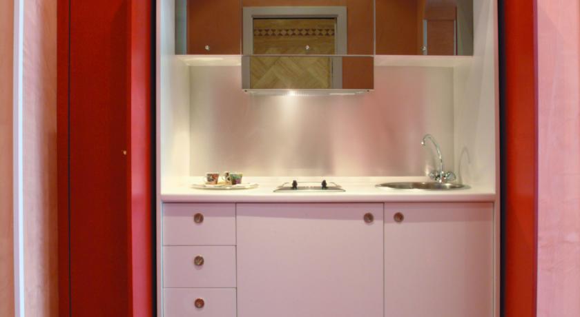 Colosseo Studio Suite Рим Номер фото